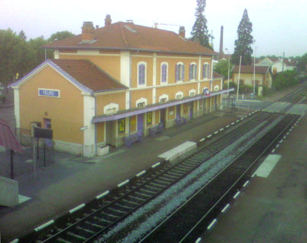 Gare Feurs