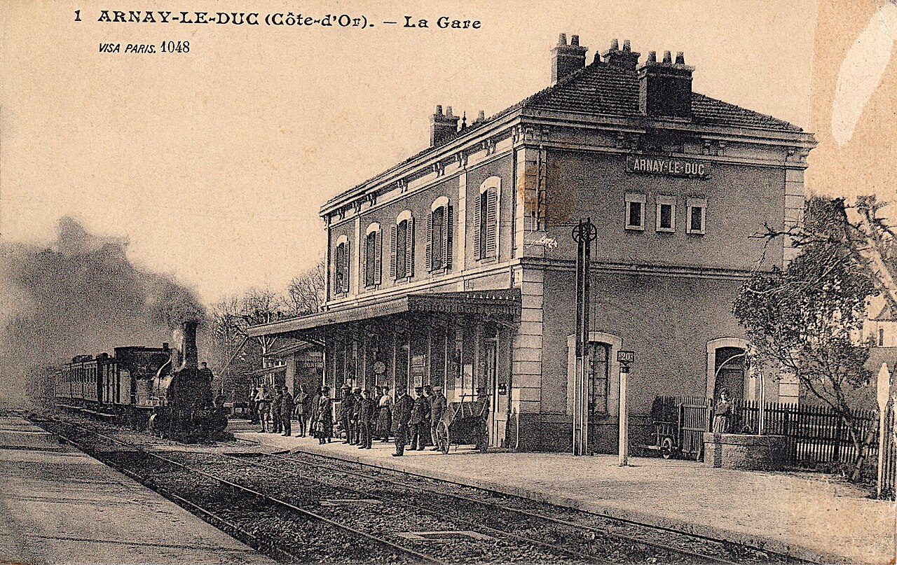 Arnay-le-Duc - La gare (DPJ - 927910030)