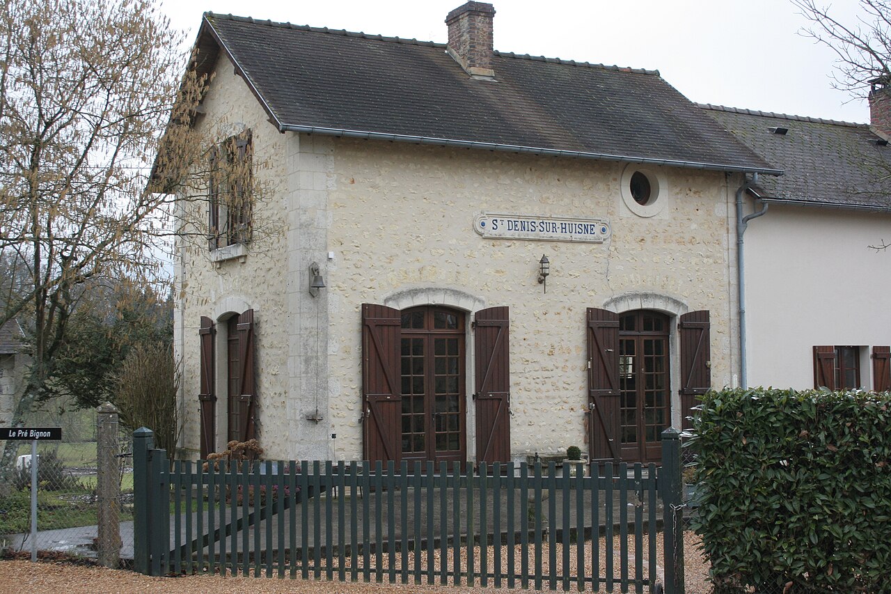 Gare de Saint Denis sur Huisne
