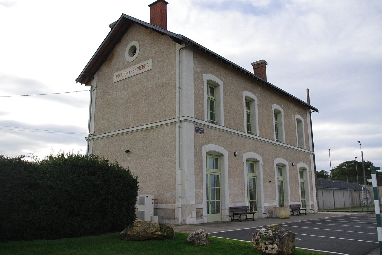 Gare de Pouligny-Saint-Pierre 1